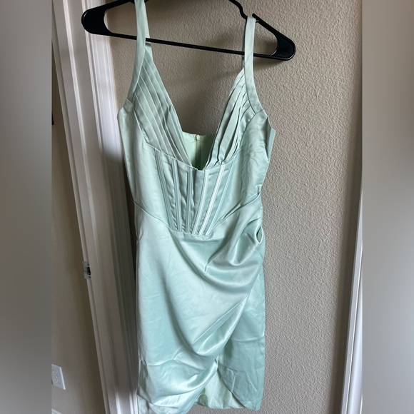 Mint green corset style silk dress. Medium (size 4-6) worn once. - Picture 2 of 3